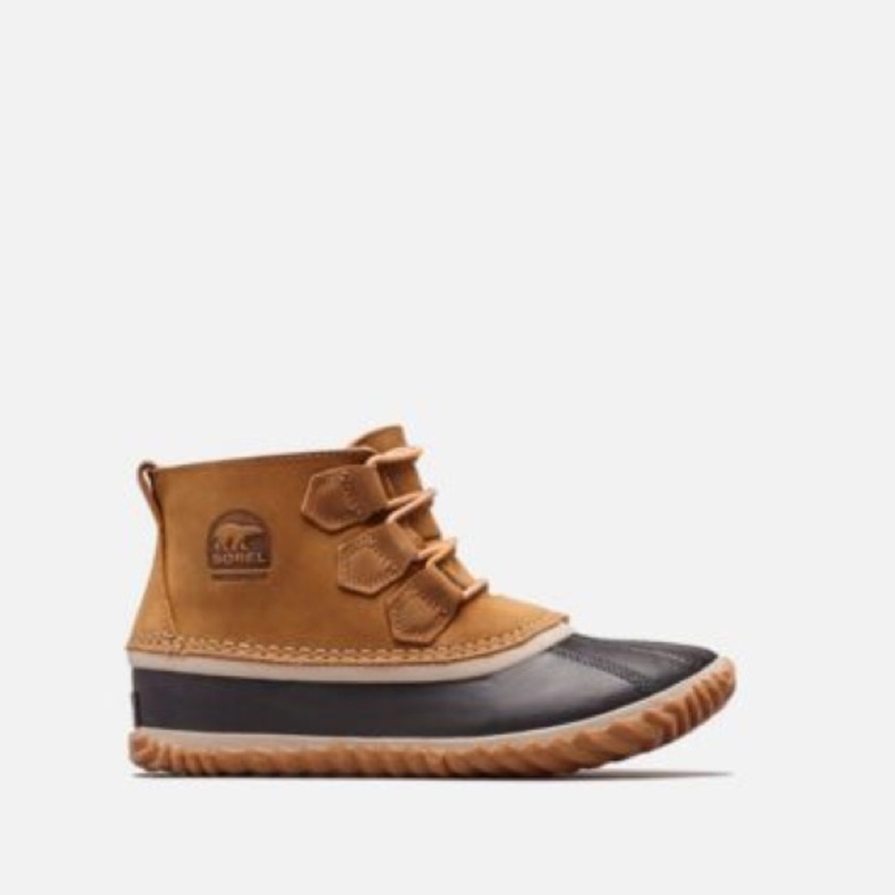 Sorel Out ‘N About Leather Duck Boots